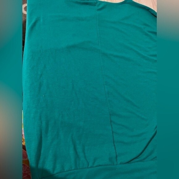 Shiela Rose Emerald Green Dolman Sleeve Boat Neck Top Women's Size M - Picture 4 of 6
